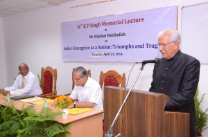 Mr. Wajahat Habib Ullah delivering the IVth KP Sing Memorial Lecture at AMU