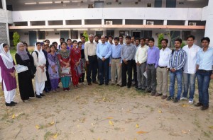 Participants of the X IRS outreach program with AMU Registrar Group Captain Shahrukh Shamshad at the Department of Geology